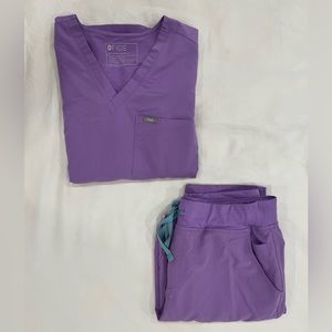 Women’s Figs Lavender Dawn scrubs set size L/XL
